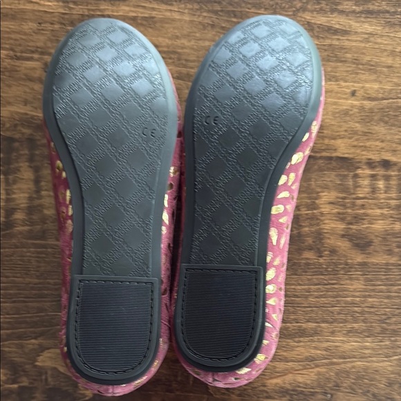Vionic Women's Carroll Plum/Gold Ballet Flats Size 8 - Picture 6 of 6